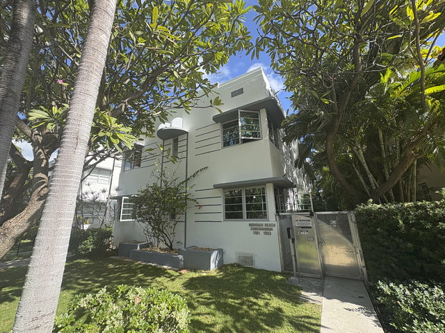 Meridian Beach Condo photo 2